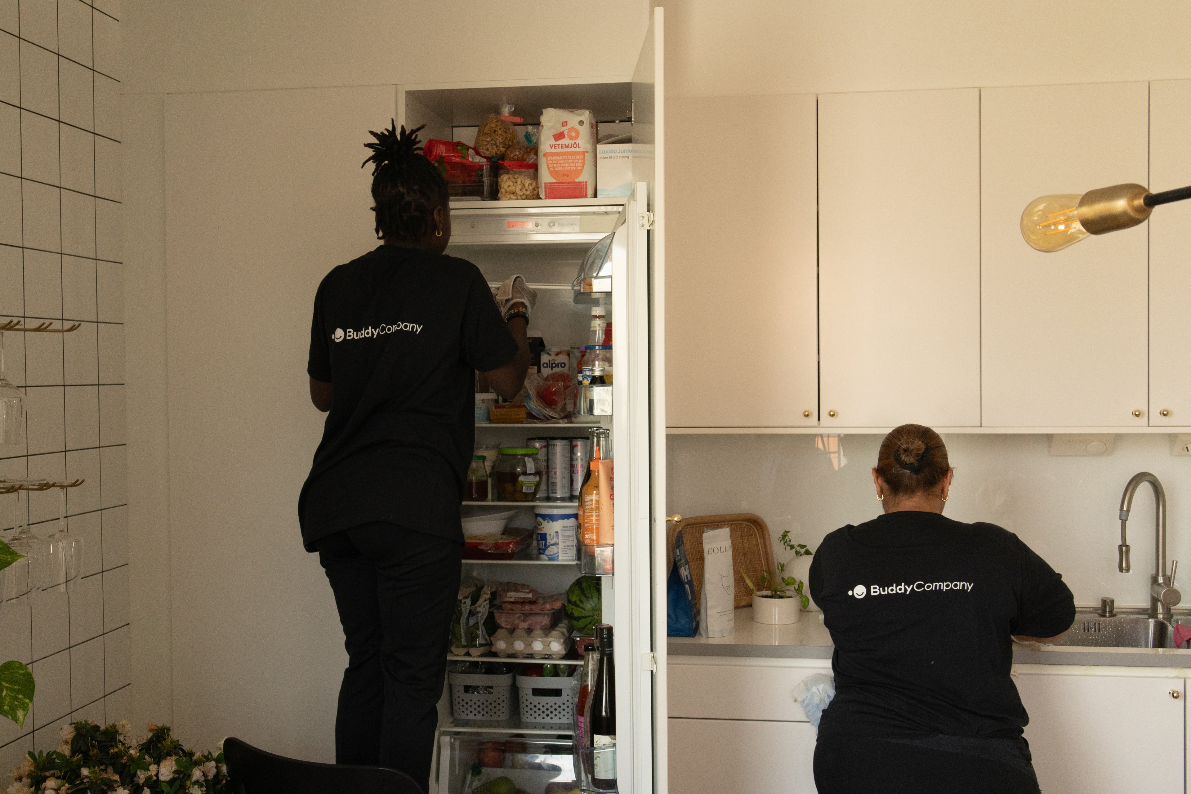 Deep Kitchen Cleaning (inside cabinets, fridge, oven)